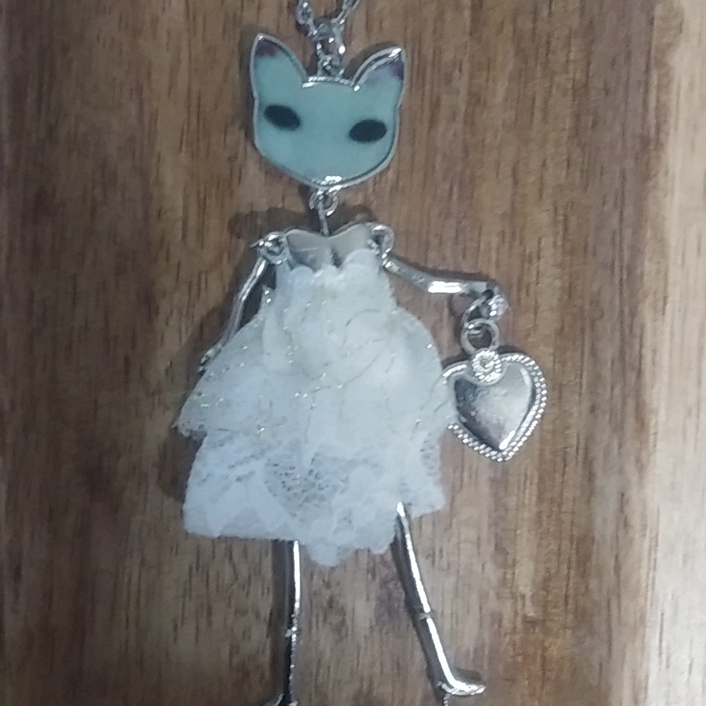 🐈 Fashion Kitty Necklace - White